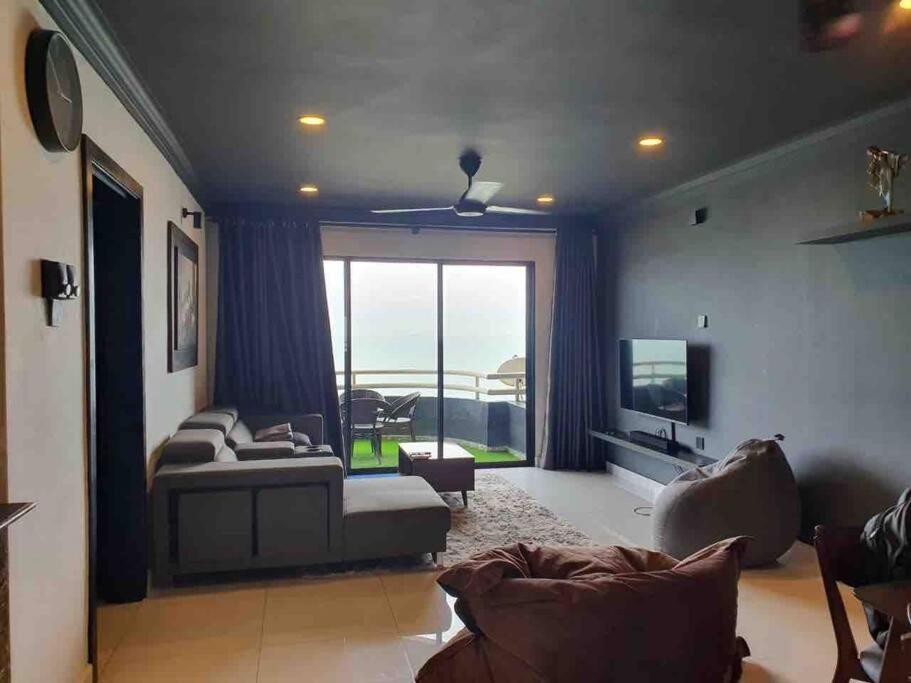 The Arena Tanjung Tuan Port Dickson Apartment Bagian luar foto