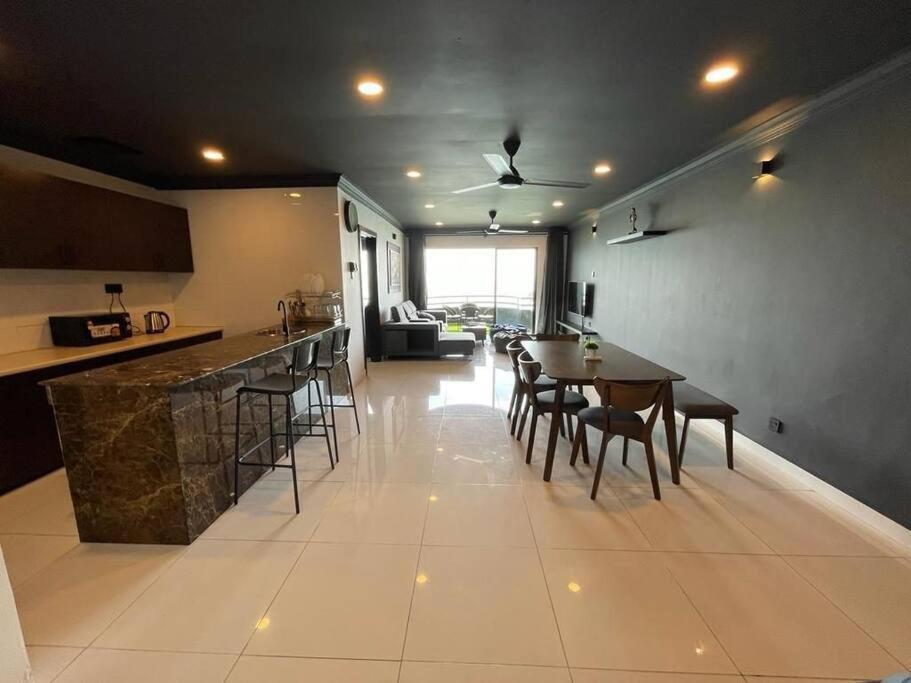 The Arena Tanjung Tuan Port Dickson Apartment Bagian luar foto